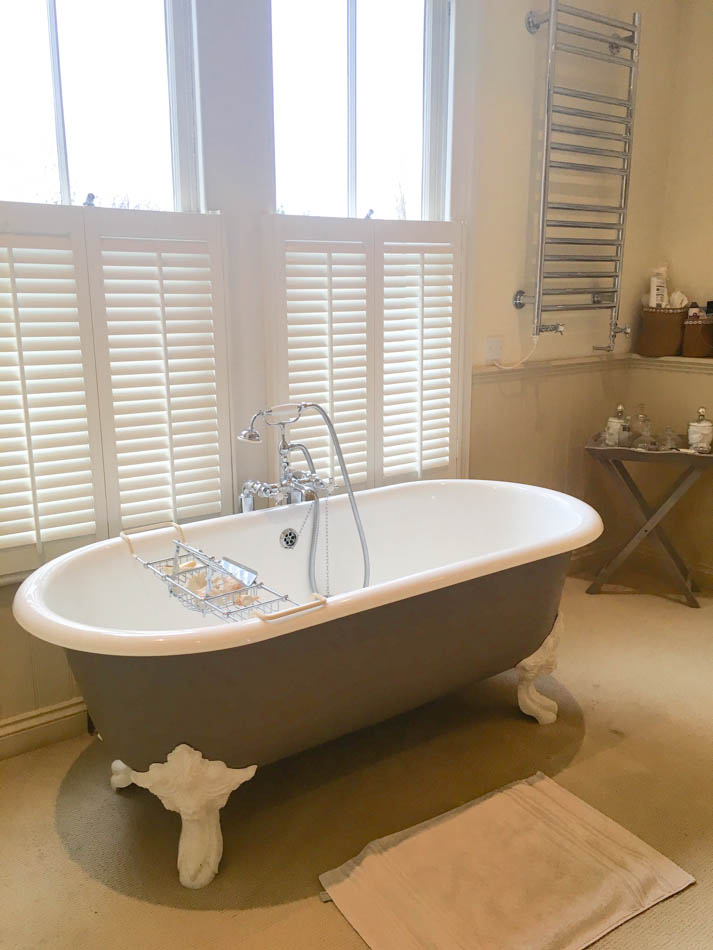 roll top baths