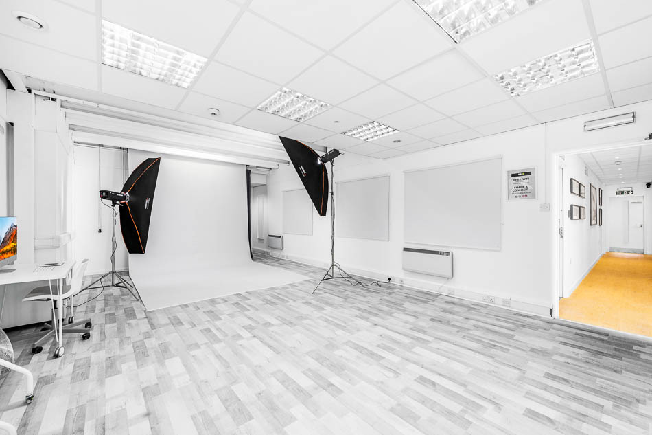 COM-9519, 12749, Greenwich, South East London, Blank canvas, White Spaces, Studios